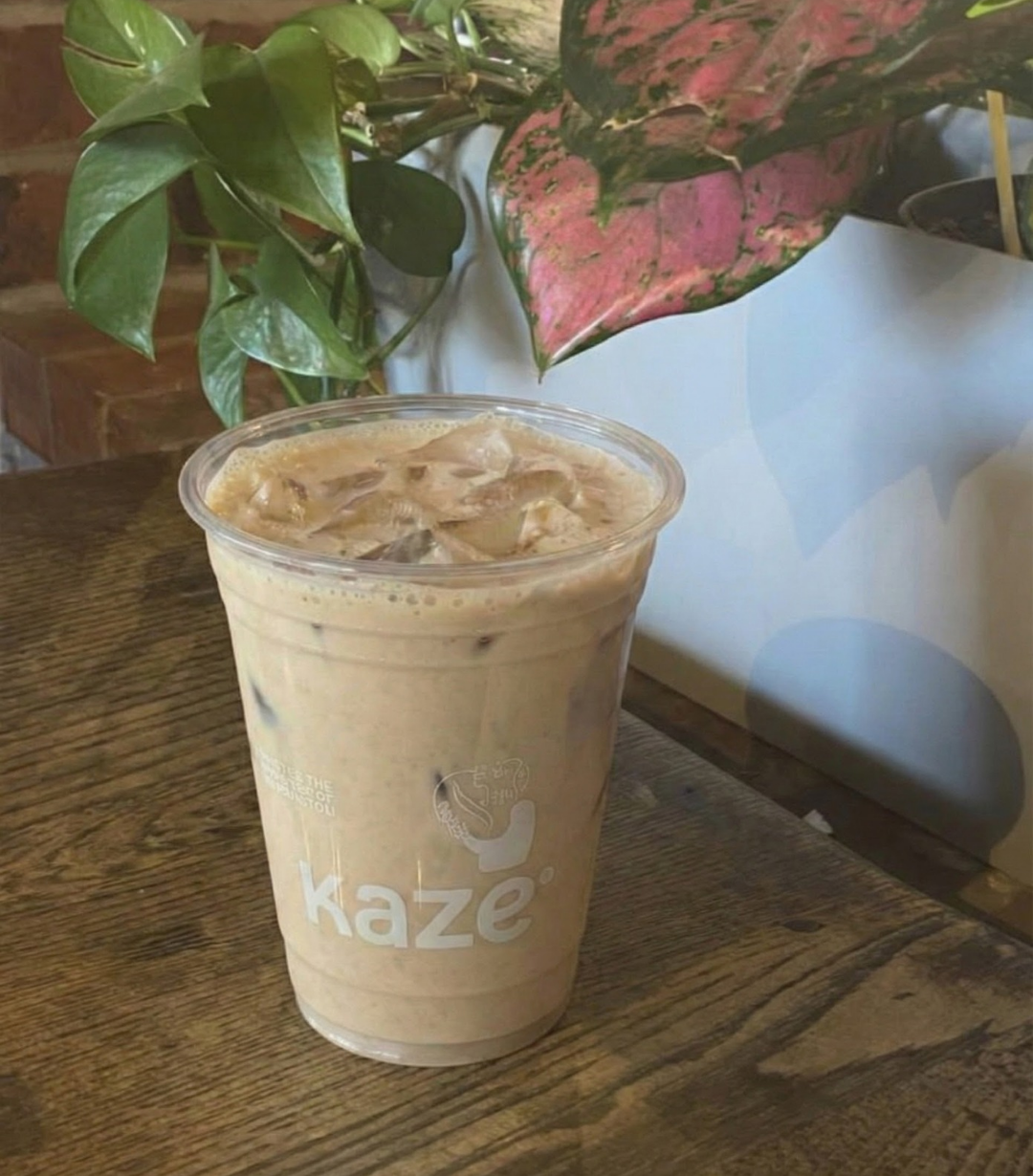 Iced vanilla latte — Kaze Café